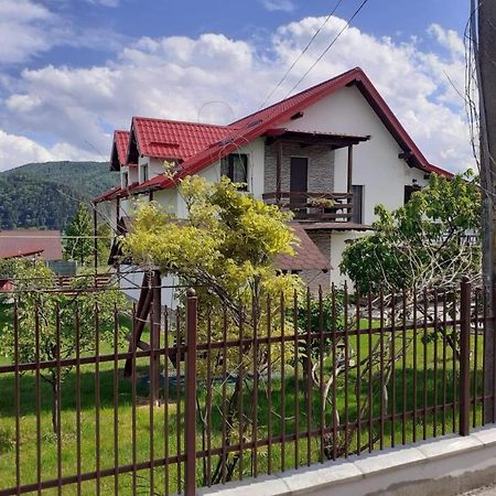 فندق Casa Popa جورا هومورولوي المظهر الخارجي الصورة