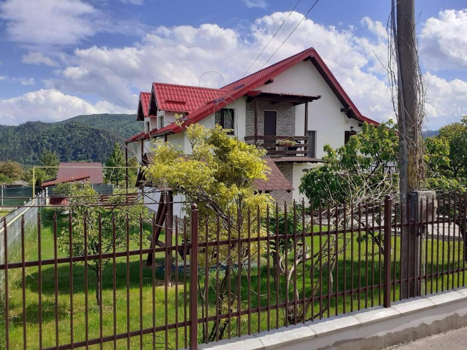 فندق Casa Popa جورا هومورولوي المظهر الخارجي الصورة